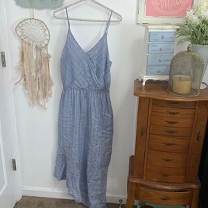 Universal thread NWT blue and white dress large